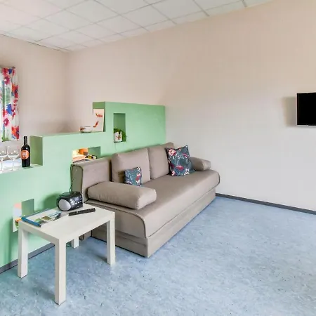 Apartment Modish In Near The Sea Rovershagen